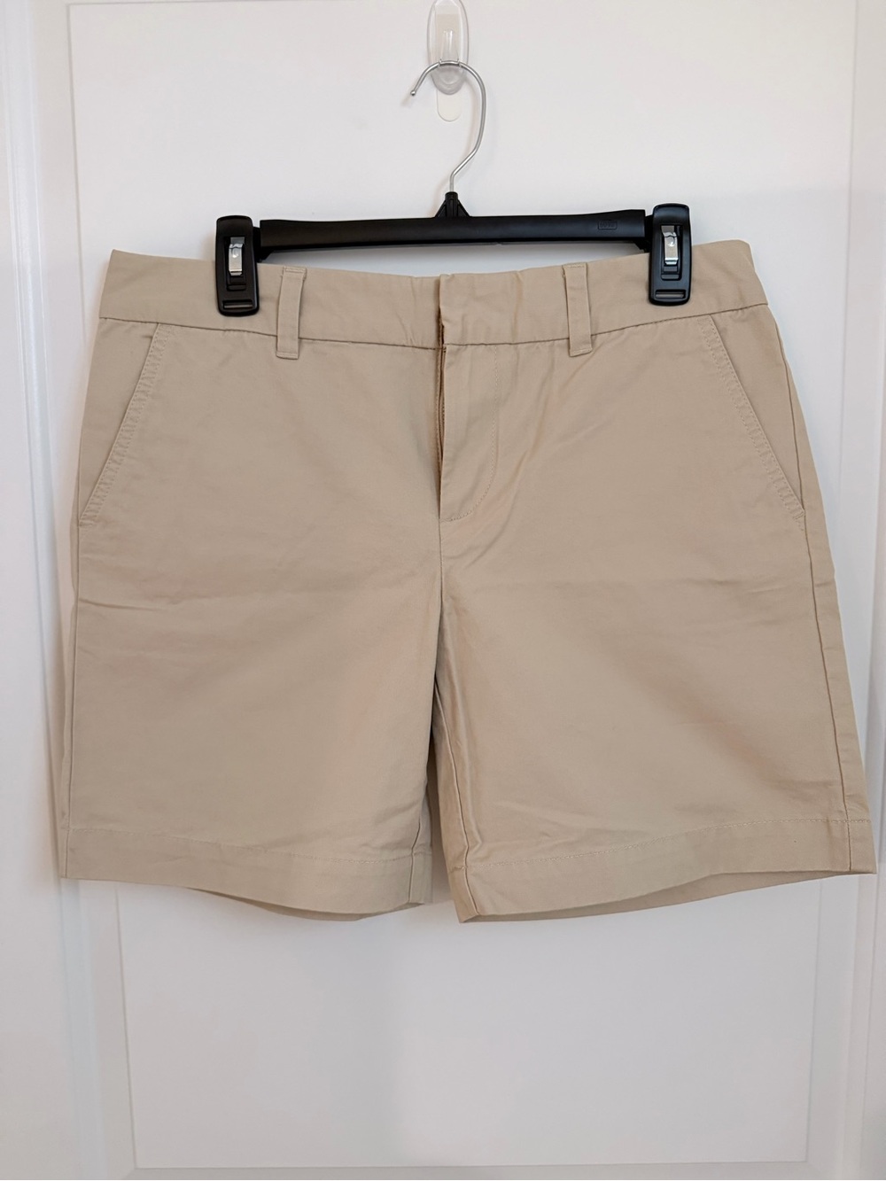 Tommy Hilfiger Women's Beige Chino Shorts